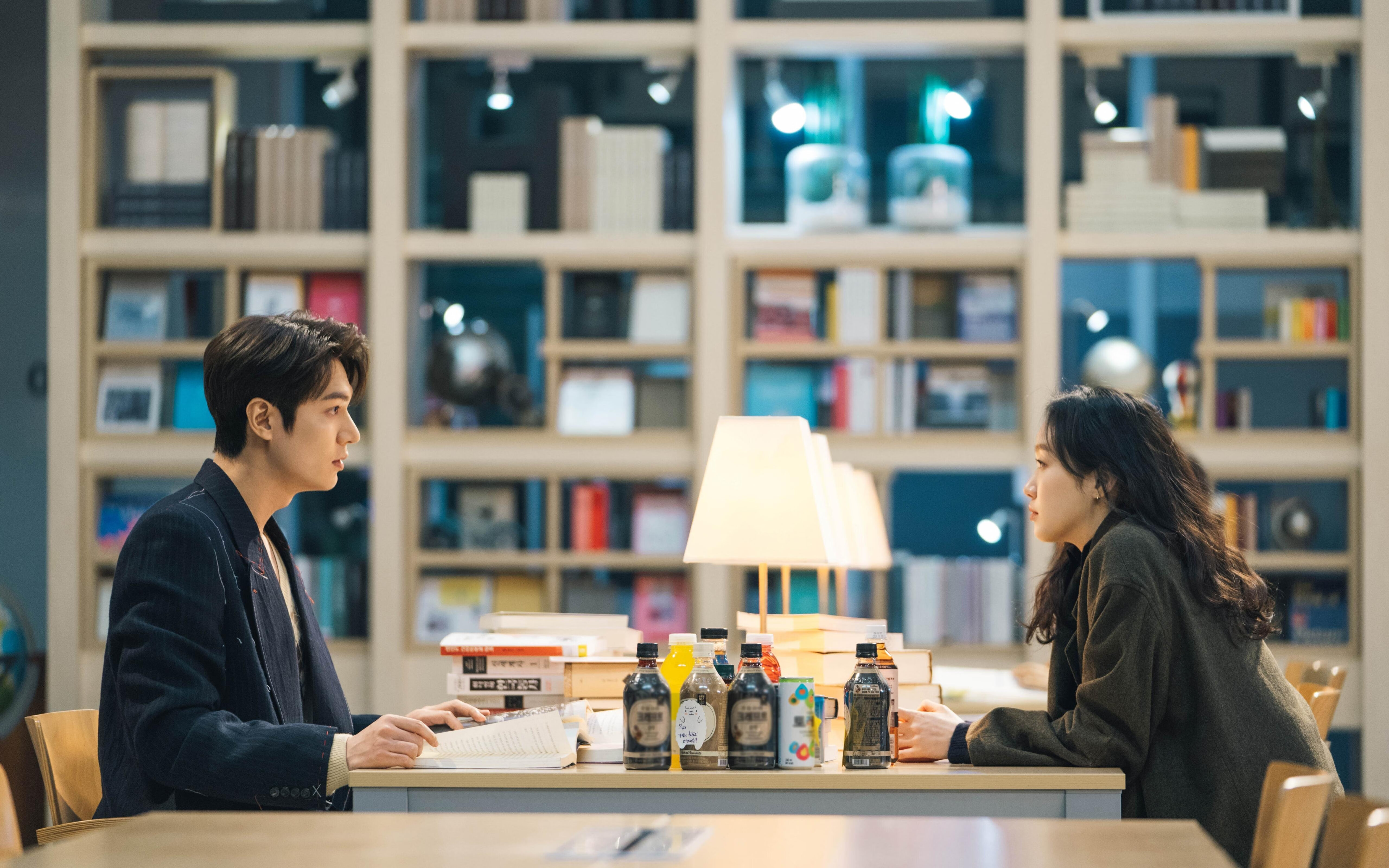 开云体育网站-德甲超级反击：瞬间破门令人惊叹！，德甲打法特点