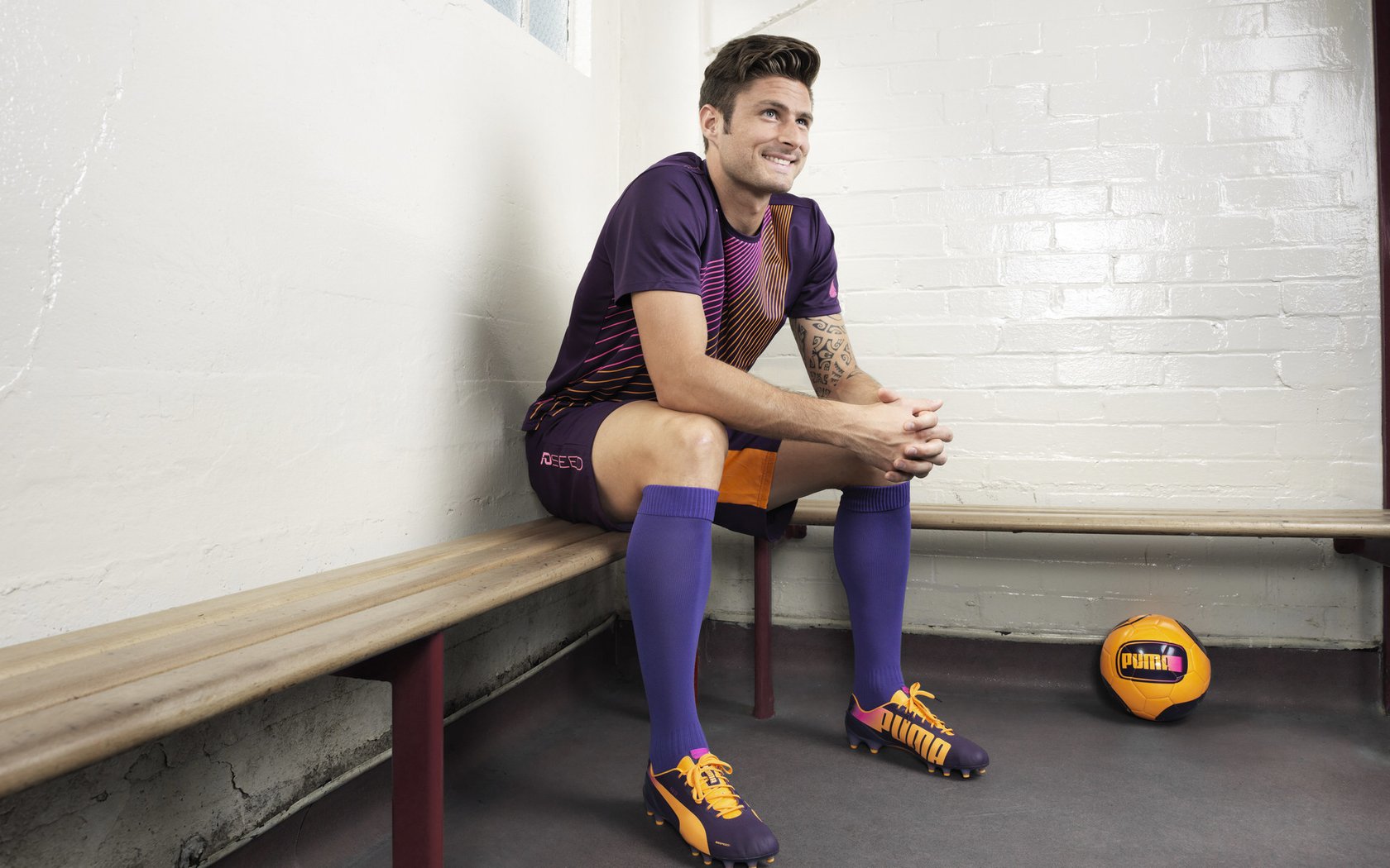 开云体育链接-街头篮球文化节吸引年轻人参与展现篮球无限魅力，街头篮球话语